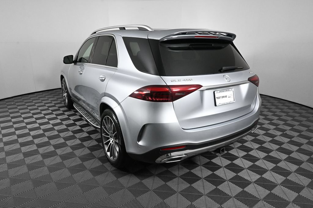 Certified 2024 Mercedes-Benz GLE 450 4MATIC image 4
