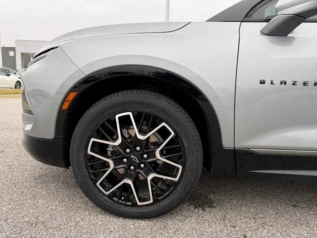 Used 2023 Chevrolet Blazer RS w/ Driver Confidence II Package image 27
