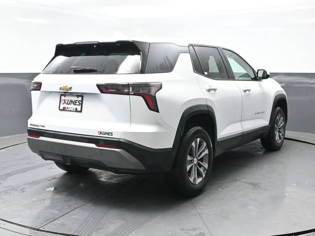 Used 2025 Chevrolet Equinox LT AWD/4WD image 4