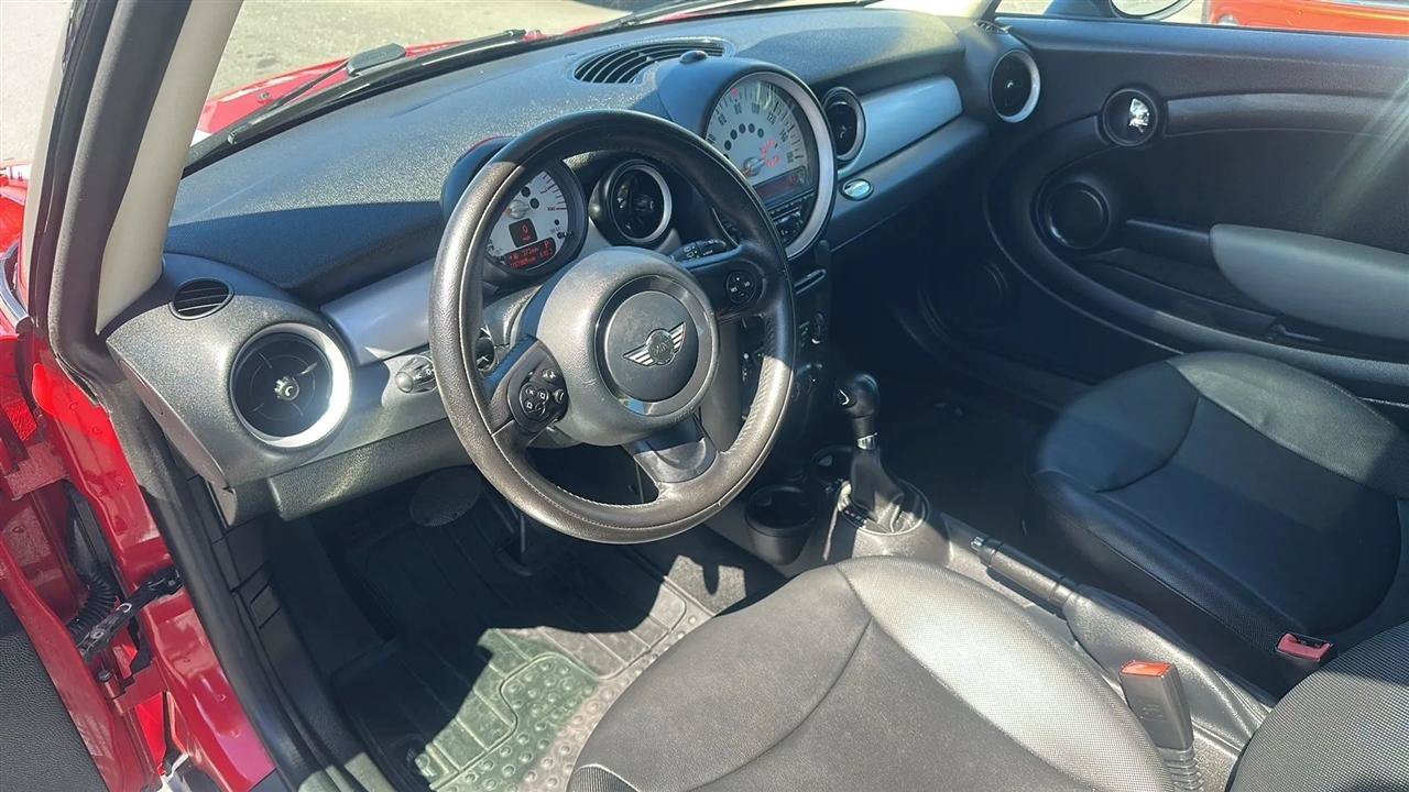 Used 2011 MINI Cooper Hardtop FWD image 19