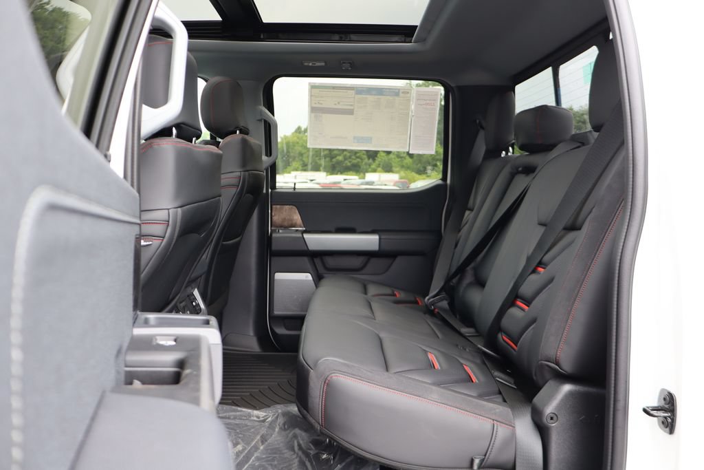 New 2026 Ford F250 Lariat w/ Black Appearance Package AWD/4WD image 12