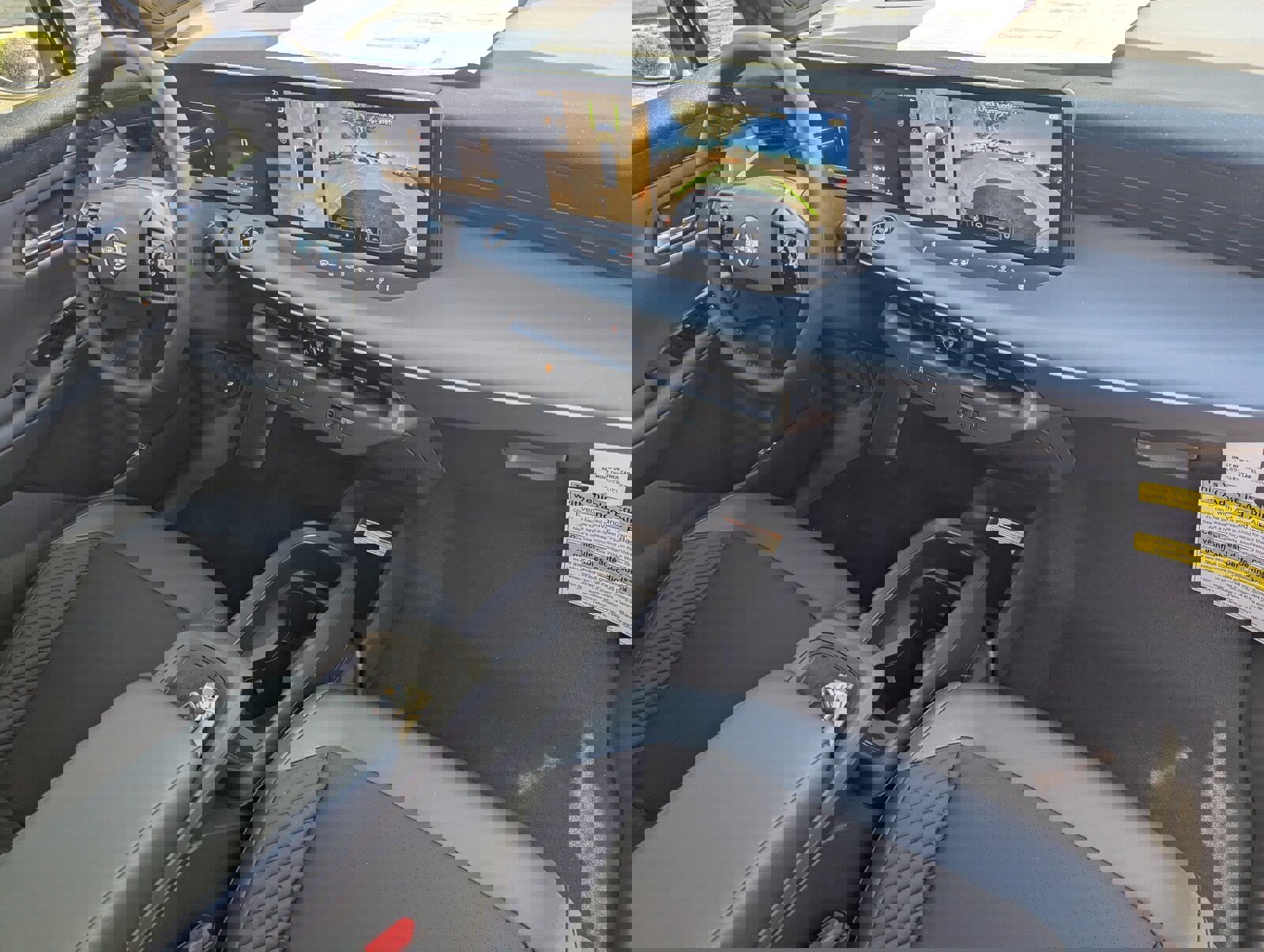 New 2026 Nissan Leaf Platinum+ w/ Cargo Package (Platinum+) image 31