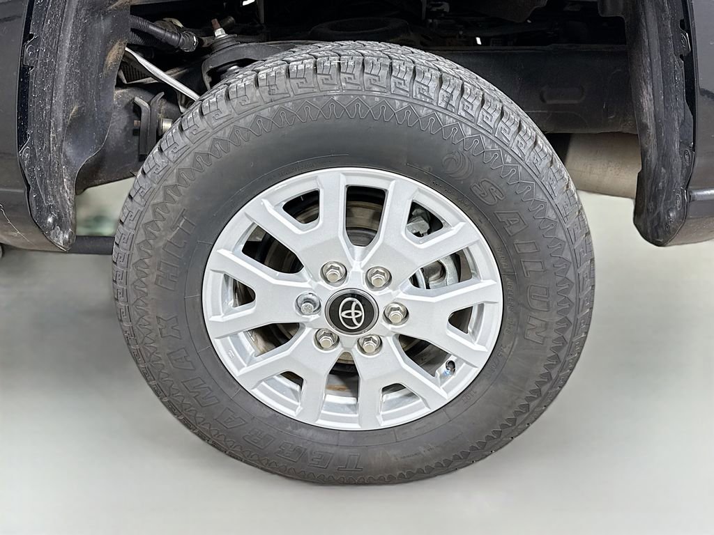 Used 2024 Toyota Tacoma SR5 image 28