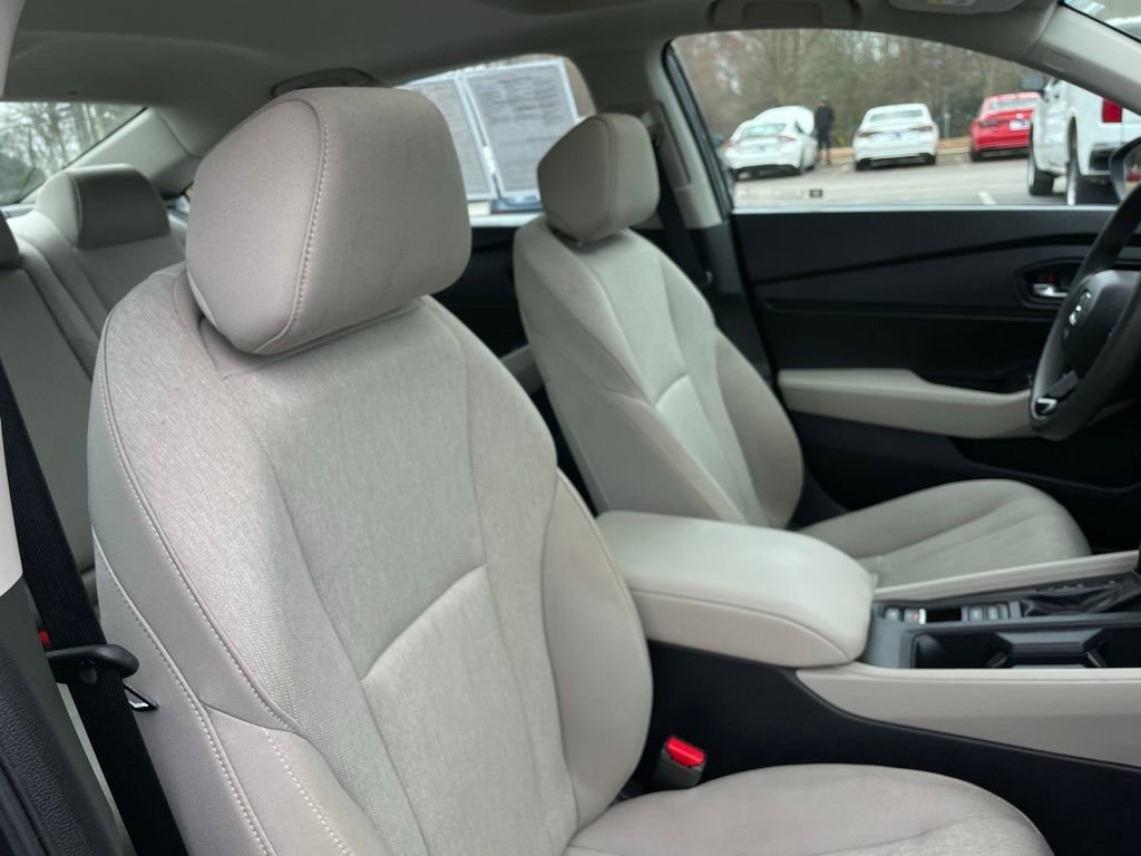 Used 2025 Honda Accord SE image 31