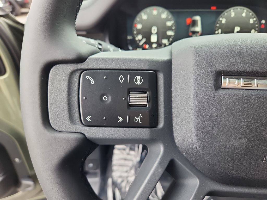 Used 2025 Land Rover Defender 130 S AWD/4WD image 17