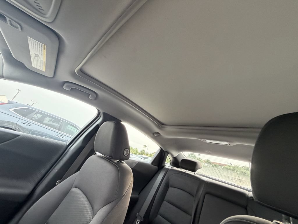 Used 2024 Chevrolet Malibu LT FWD image 33