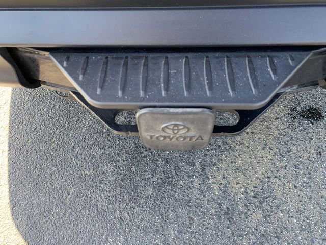 Used 2021 Toyota Highlander XLE image 36