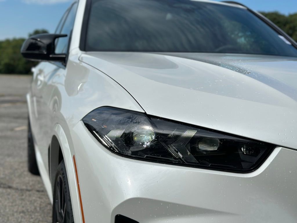 New 2026 BMW X5 M60i image 10