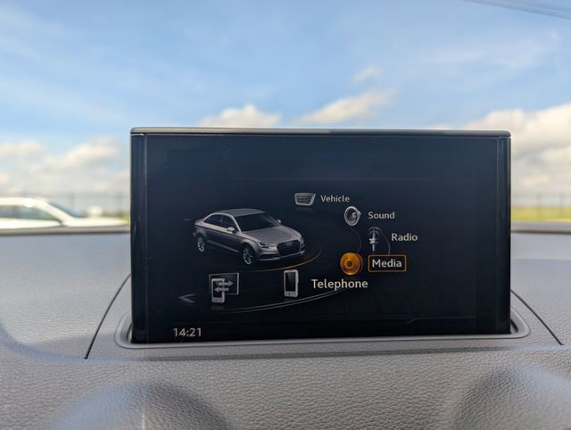 Used 2018 Audi A3 2.0T Premium image 12