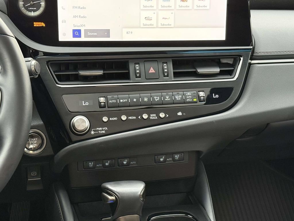 Used 2025 Lexus ES 350 Premium w/ Premium Package image 19