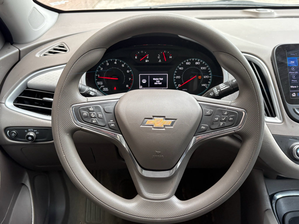 Used 2023 Chevrolet Malibu LT FWD image 11