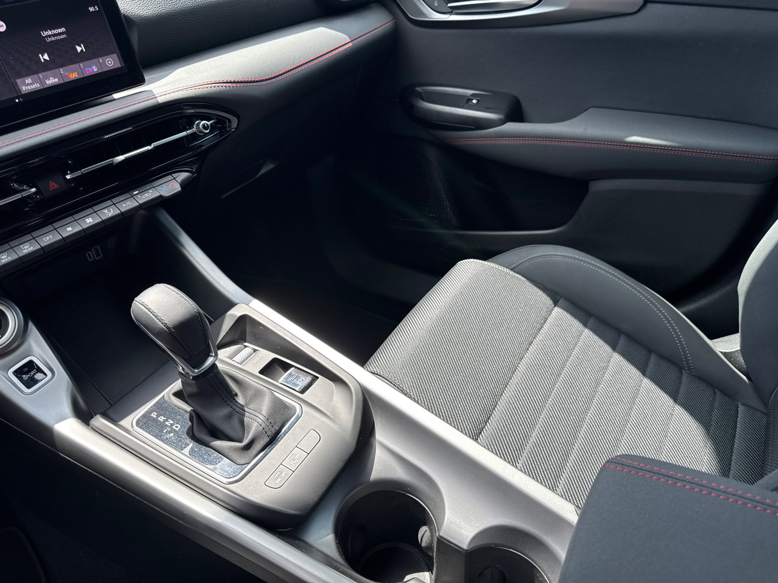 Used 2025 Dodge Hornet R/T AWD/4WD image 31