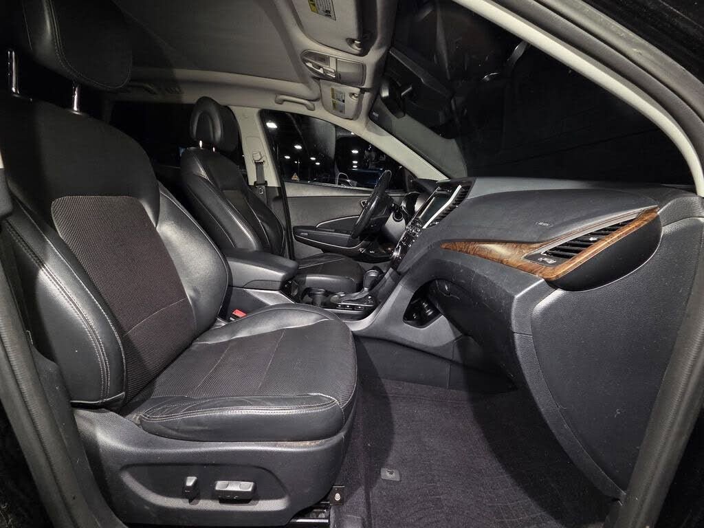 Used 2017 Hyundai Santa Fe SE w/ SE Ultimate Tech Package 03 image 14