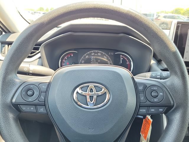 Used 2025 Toyota RAV4 LE FWD image 23