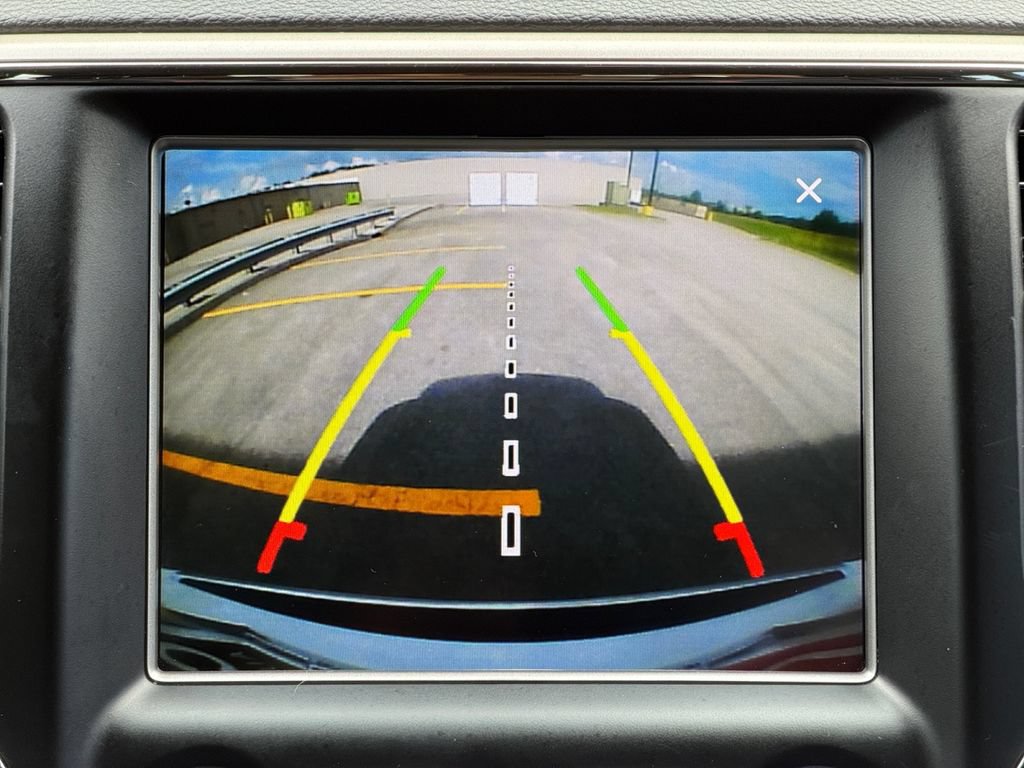 Used 2018 Jeep Grand Cherokee Limited RWD image 12