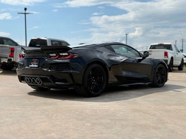 Used 2026 Chevrolet Corvette Z06 RWD image 2