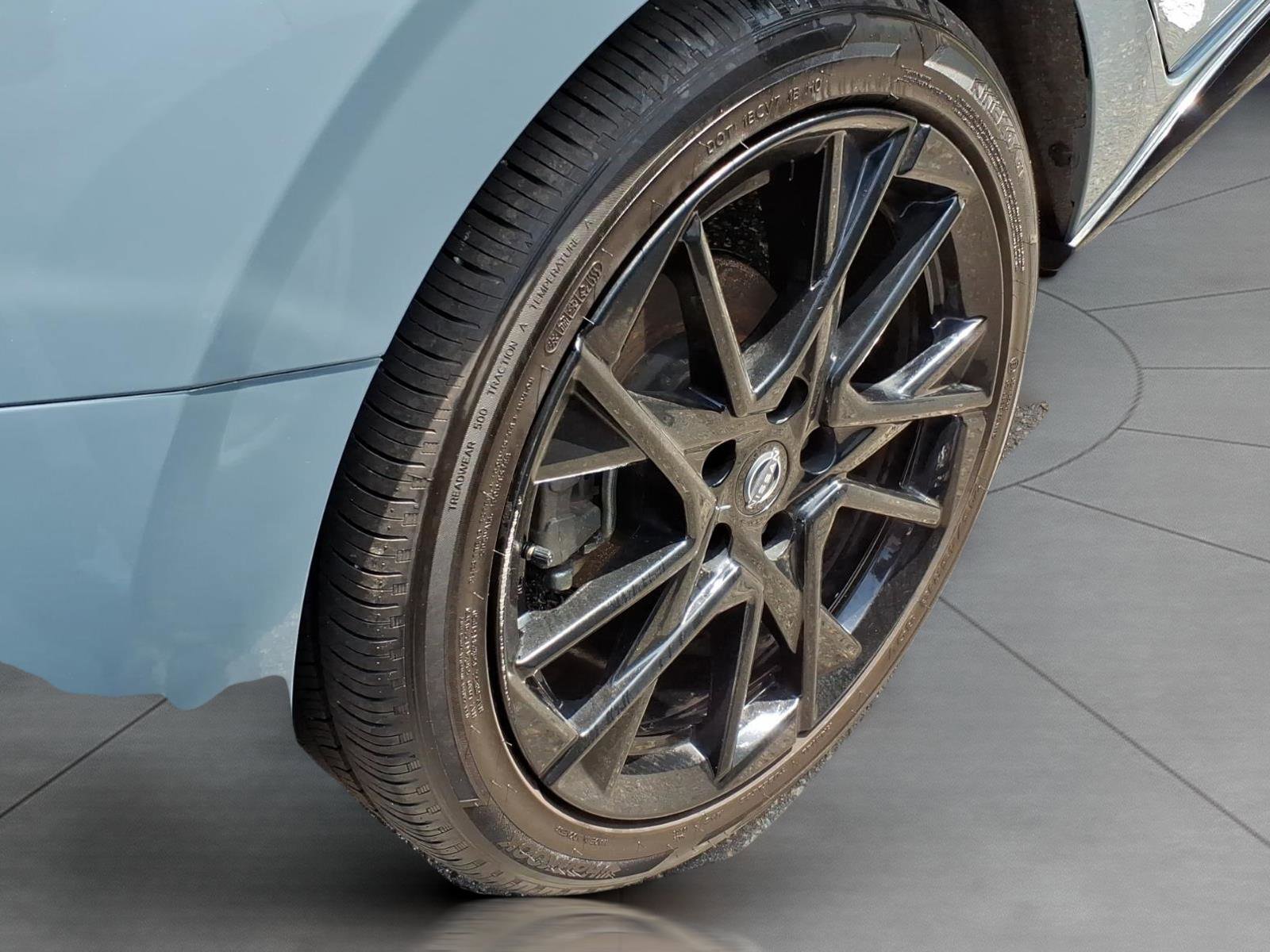 Used 2025 Nissan Sentra SR w/ Midnight Edition FWD image 6