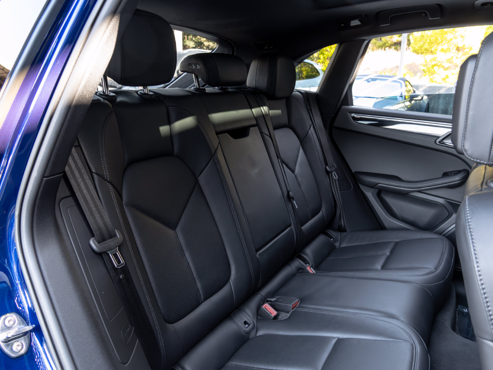 Certified 2026 Porsche Macan AWD/4WD image 51