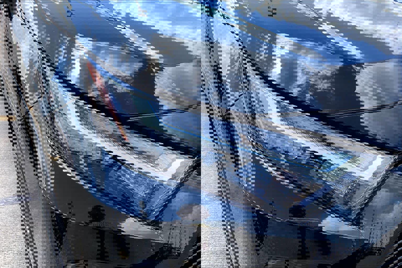 Certified 2024 Toyota RAV4 LE AWD/4WD image 27