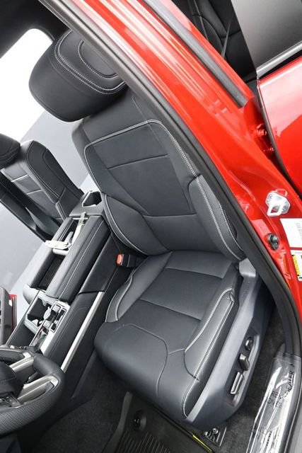 New 2026 Toyota Tundra 4x4 CrewMax image 9