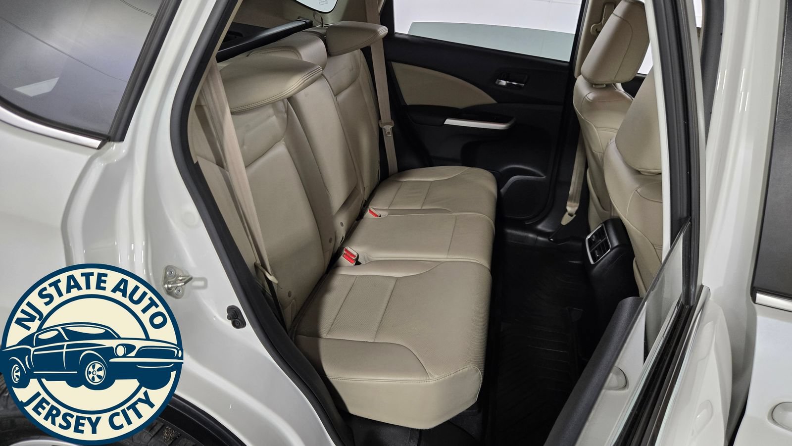 Used 2016 Honda CR-V Touring image 37