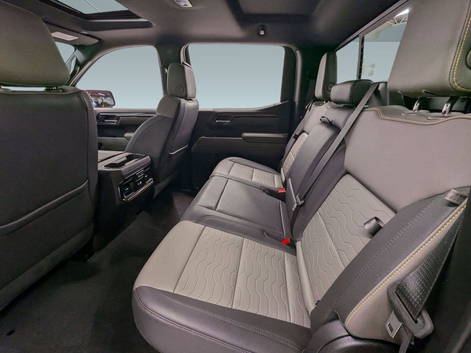 Used 2023 Chevrolet Silverado 1500 ZR2 w/ Technology Package image 24