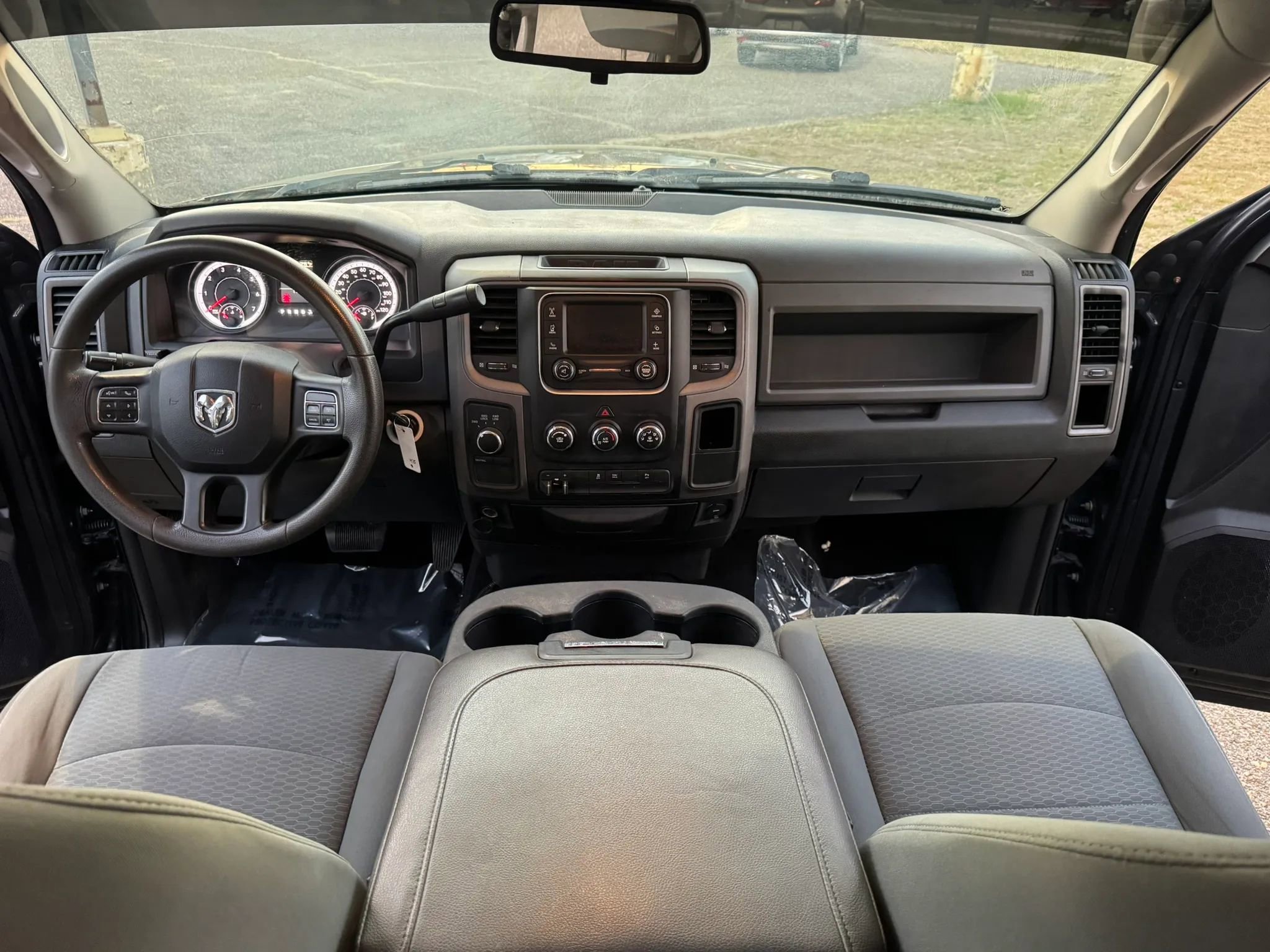 Used 2015 RAM 2500 Tradesman w/ Chrome Appearance Group AWD/4WD image 21