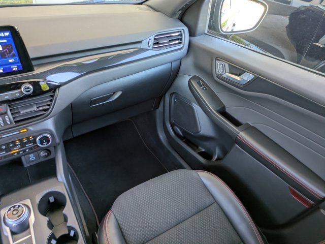 Certified 2023 Ford Escape ST-Line image 14