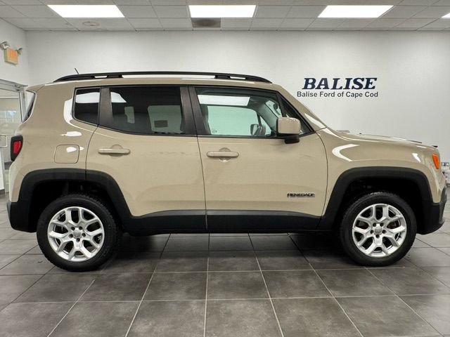 Used 2015 Jeep Renegade Latitude w/ Trailer Tow Group AWD/4WD image 8