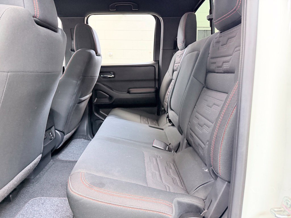 Used 2025 Nissan Frontier PRO-4X w/ Pro Convenience Package AWD/4WD image 23