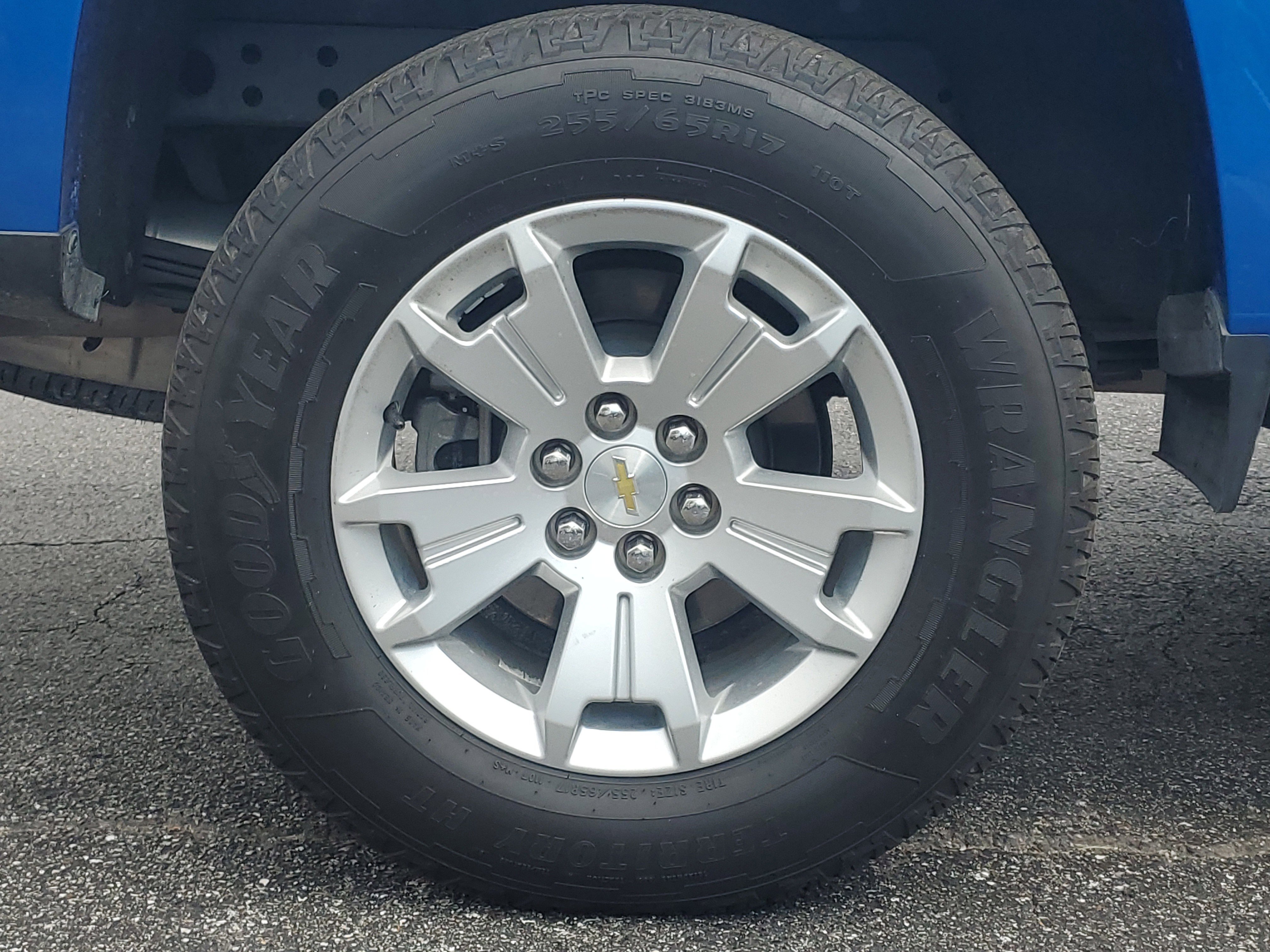 Used 2021 Chevrolet Colorado LT w/ Safety Package RWD image 10