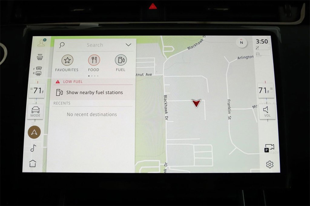 New 2024 Land Rover Range Rover Evoque Dynamic SE image 13