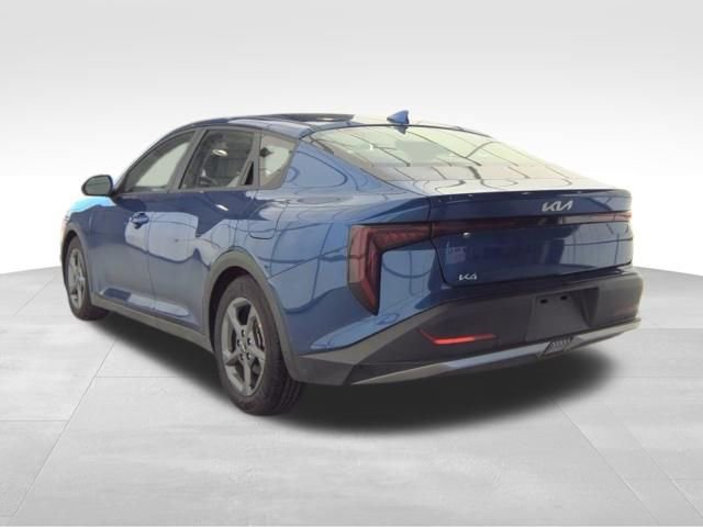 Used 2025 Kia K4 FWD image 5