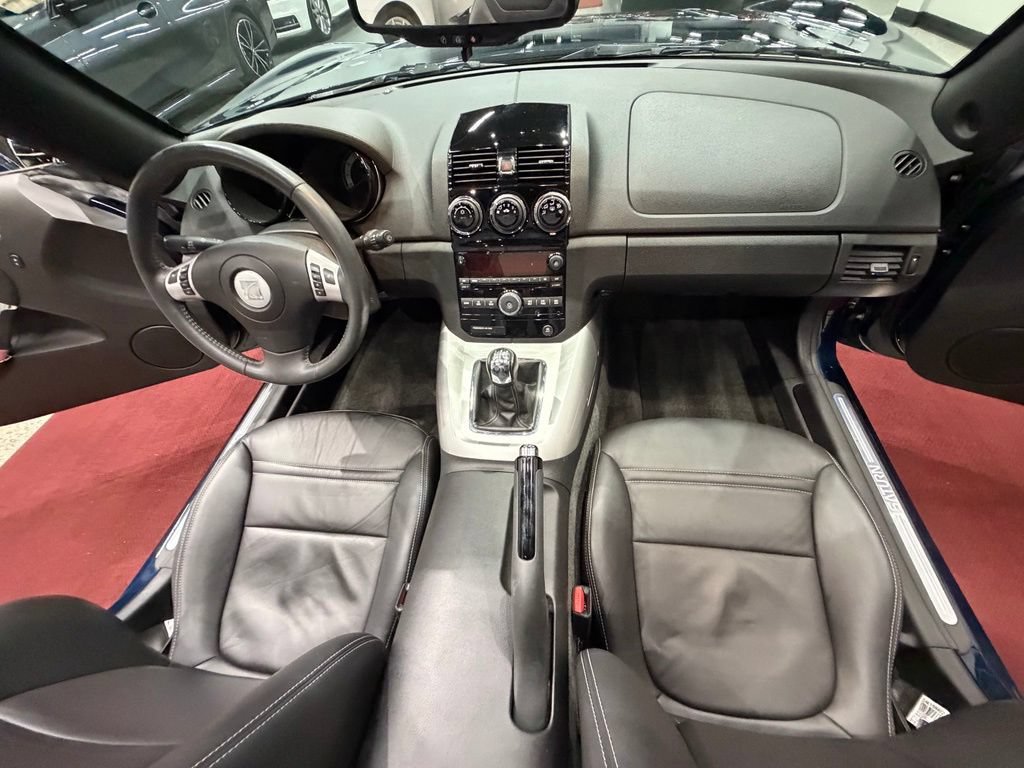 Used 2007 Saturn Sky Red Line RWD image 31