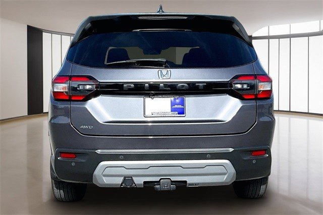 Certified 2025 Honda Pilot EX-L image 5