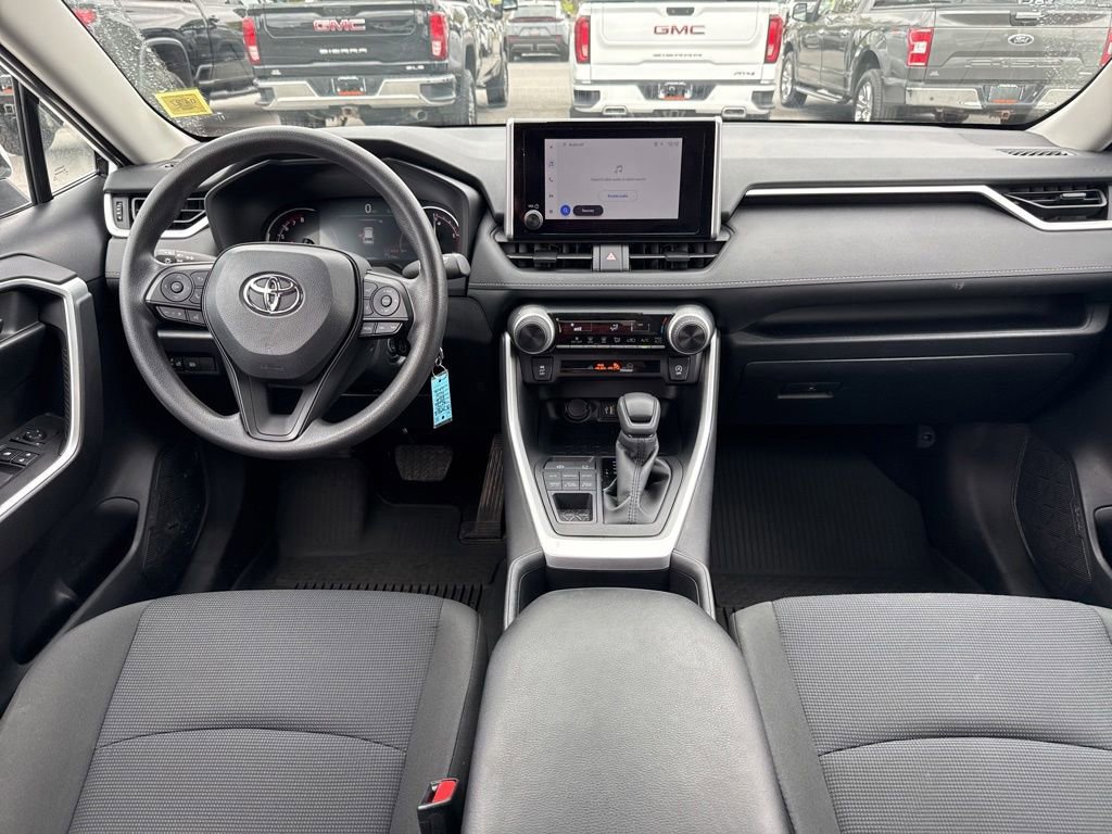 Used 2025 Toyota RAV4 LE AWD/4WD image 12