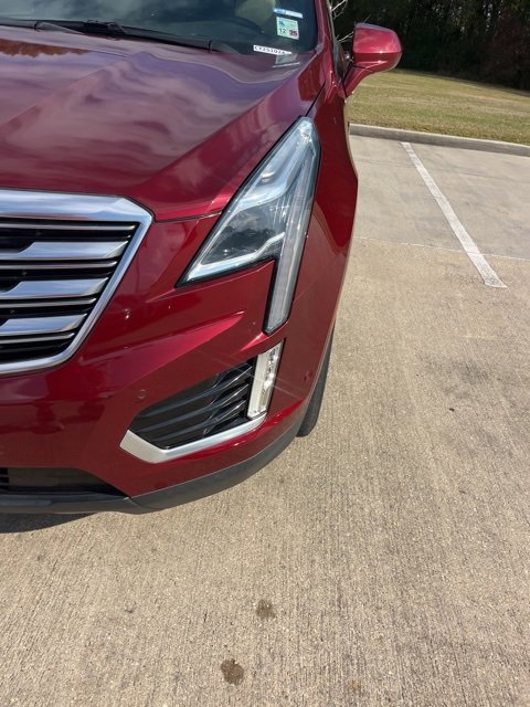 Used 2018 Cadillac XT5 Premium Luxury w/ Driver Assist Package image 12