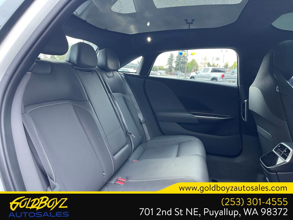 Used 2023 Lucid Air Touring image 27