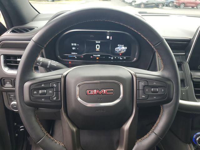 Used 2023 GMC Yukon XL AT4 w/ Technology Package image 11