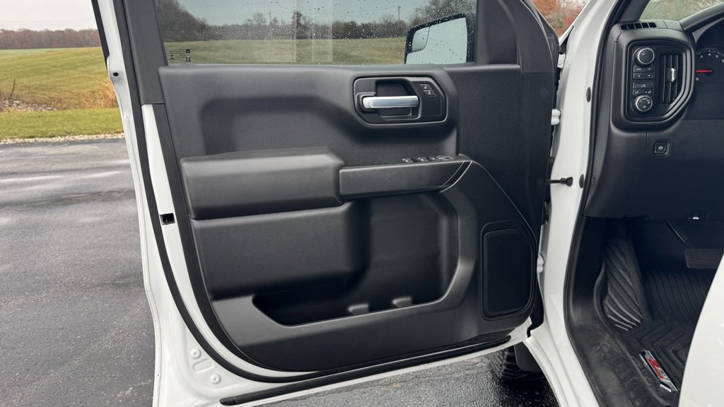 Used 2021 Chevrolet Silverado 1500 Custom Trail Boss image 9