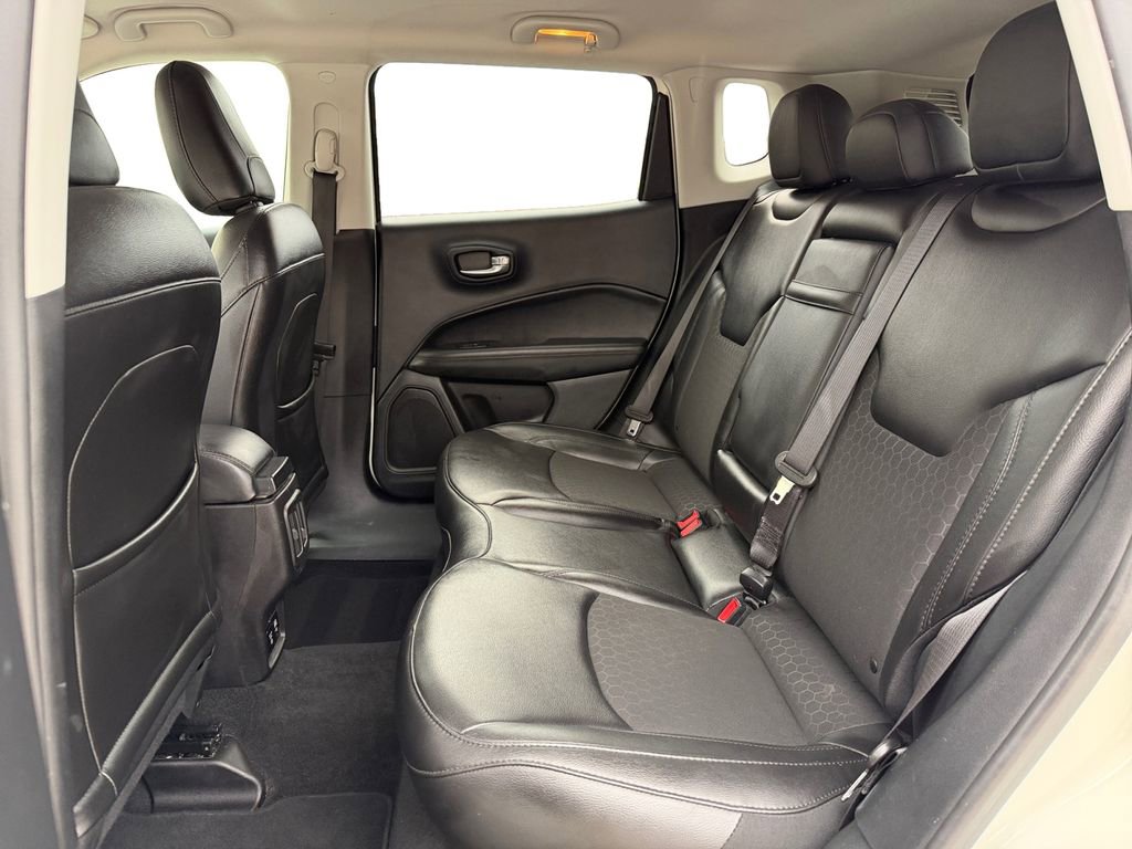 Used 2019 Jeep Compass Altitude image 19