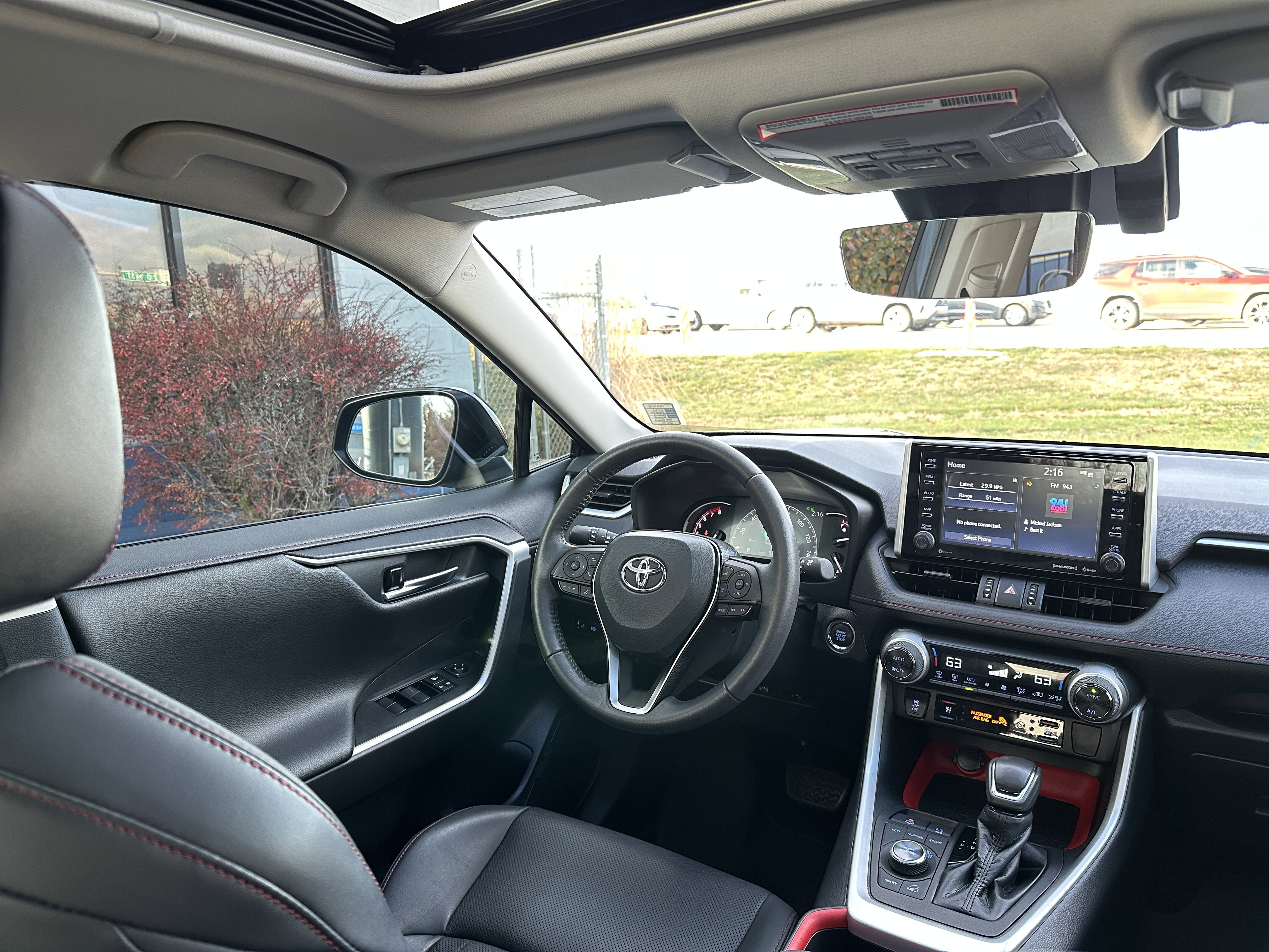 Used 2021 Toyota RAV4 TRD Off-Road image 27