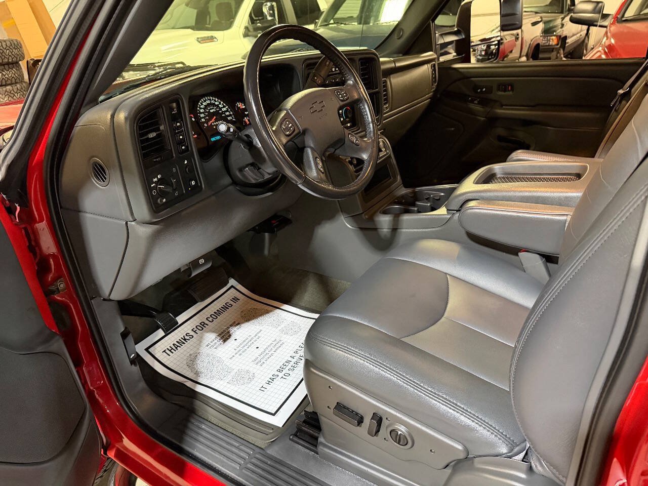 Used 2006 Chevrolet Silverado 3500 LT w/ Heavy-Duty Power Package AWD/4WD image 4