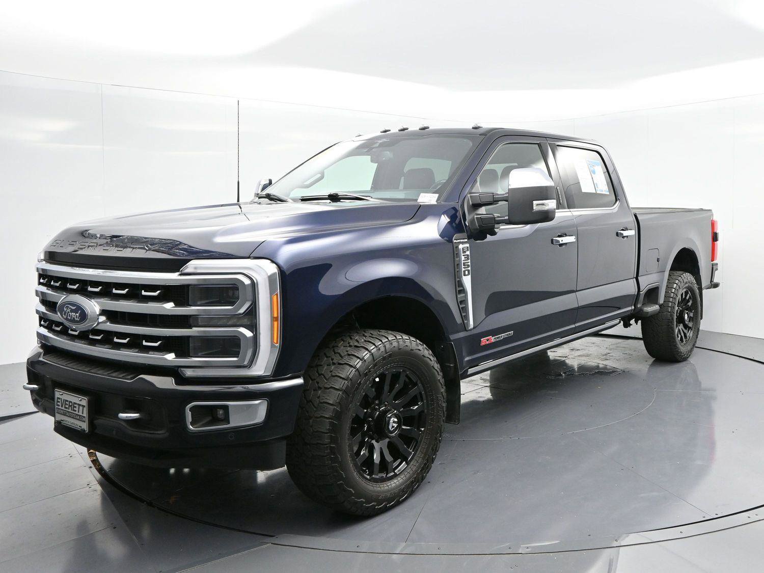 Used 2023 Ford F350 Platinum image 3