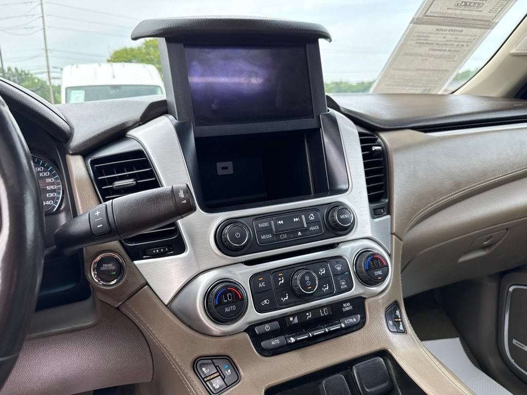 Used 2019 GMC Yukon SLT w/ HD Trailering Package AWD/4WD image 34