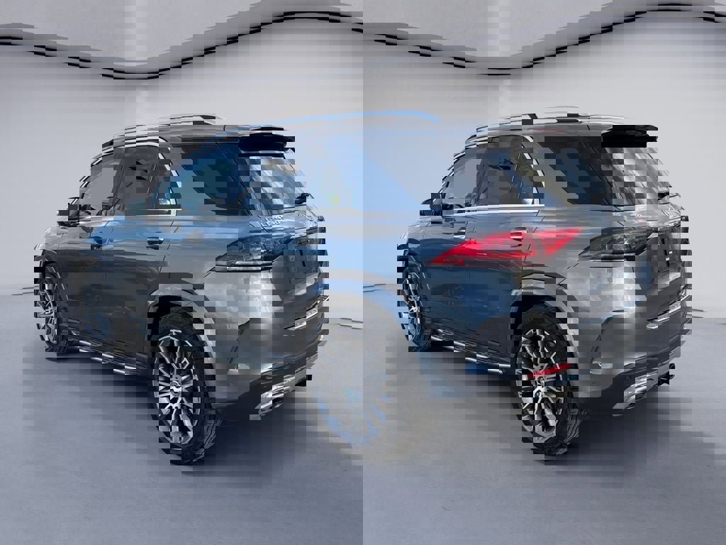 Used 2021 Mercedes-Benz GLE 450 4MATIC image 3