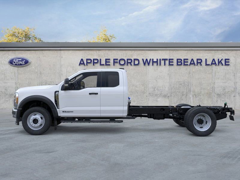 New 2026 Ford F550 4x4 Supercab Super Duty image 3