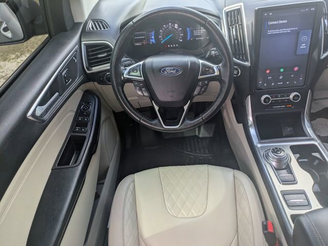 Used 2023 Ford Edge Titanium AWD/4WD image 9