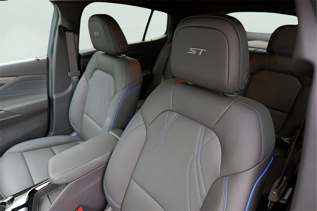 New 2026 Buick Envista Sport Touring w/ Convenience I Package image 10