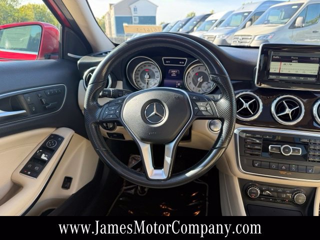 Used 2015 Mercedes-Benz GLA 250 image 17